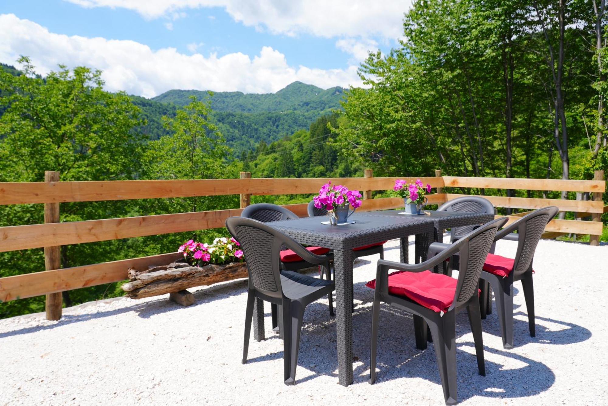 Chalet Navauce Raveo Εξωτερικό φωτογραφία